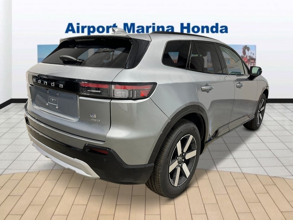 New 2026 Mercury Silver Metallic Honda Touring image 5