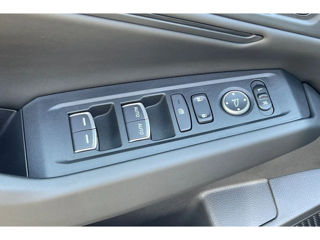Used 2025 Canyon River Blue Metallic Honda EX-L image 12