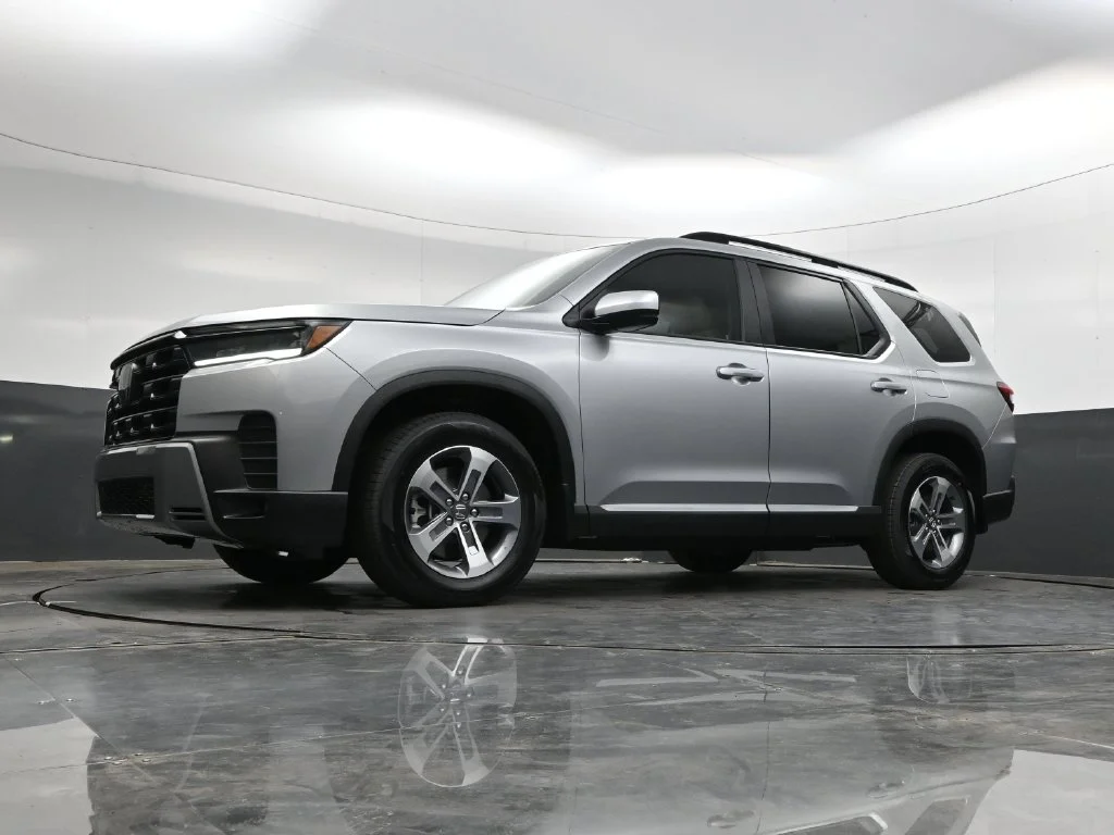 New 2026 Solar Silver Metallic Honda EX-L image 29