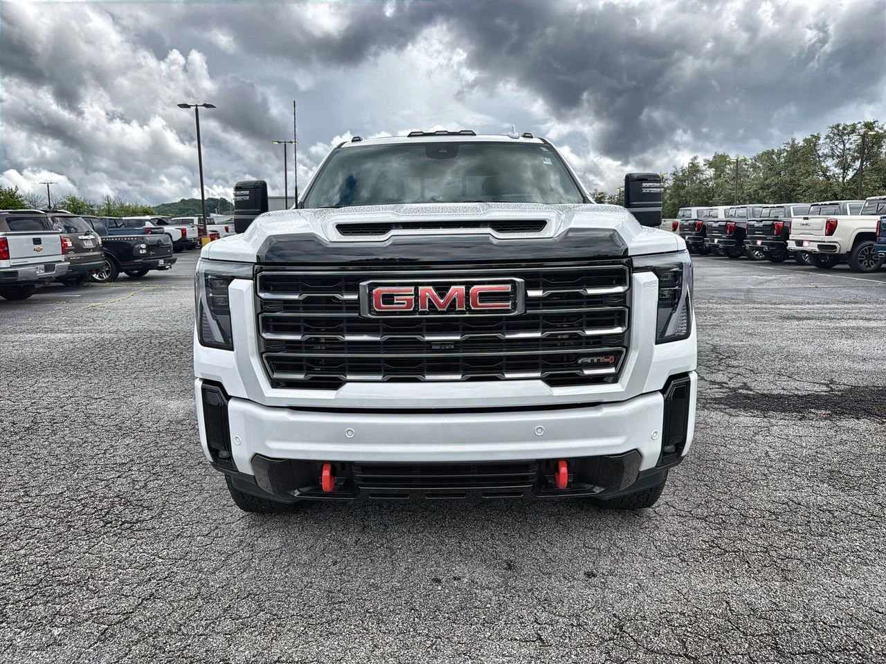 Used 2025 Summit White GMC AT4 image 3