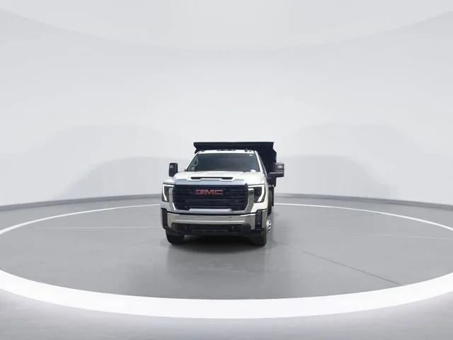 New 2025 Summit White GMC Pro image 3