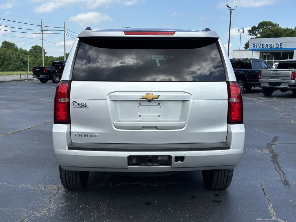 Used 2018 SILVER ICE METALLIC Chevrolet LT image 8