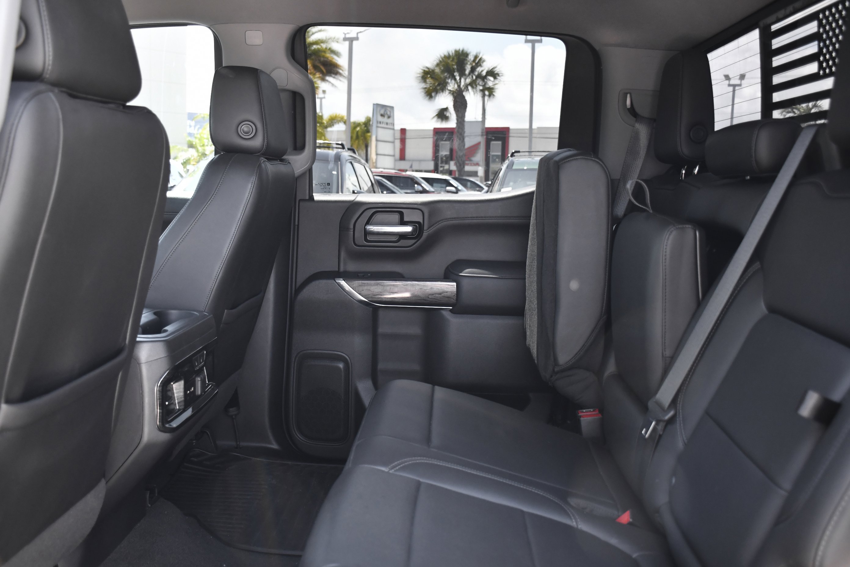 Used 2020 Black Chevrolet LTZ image 21