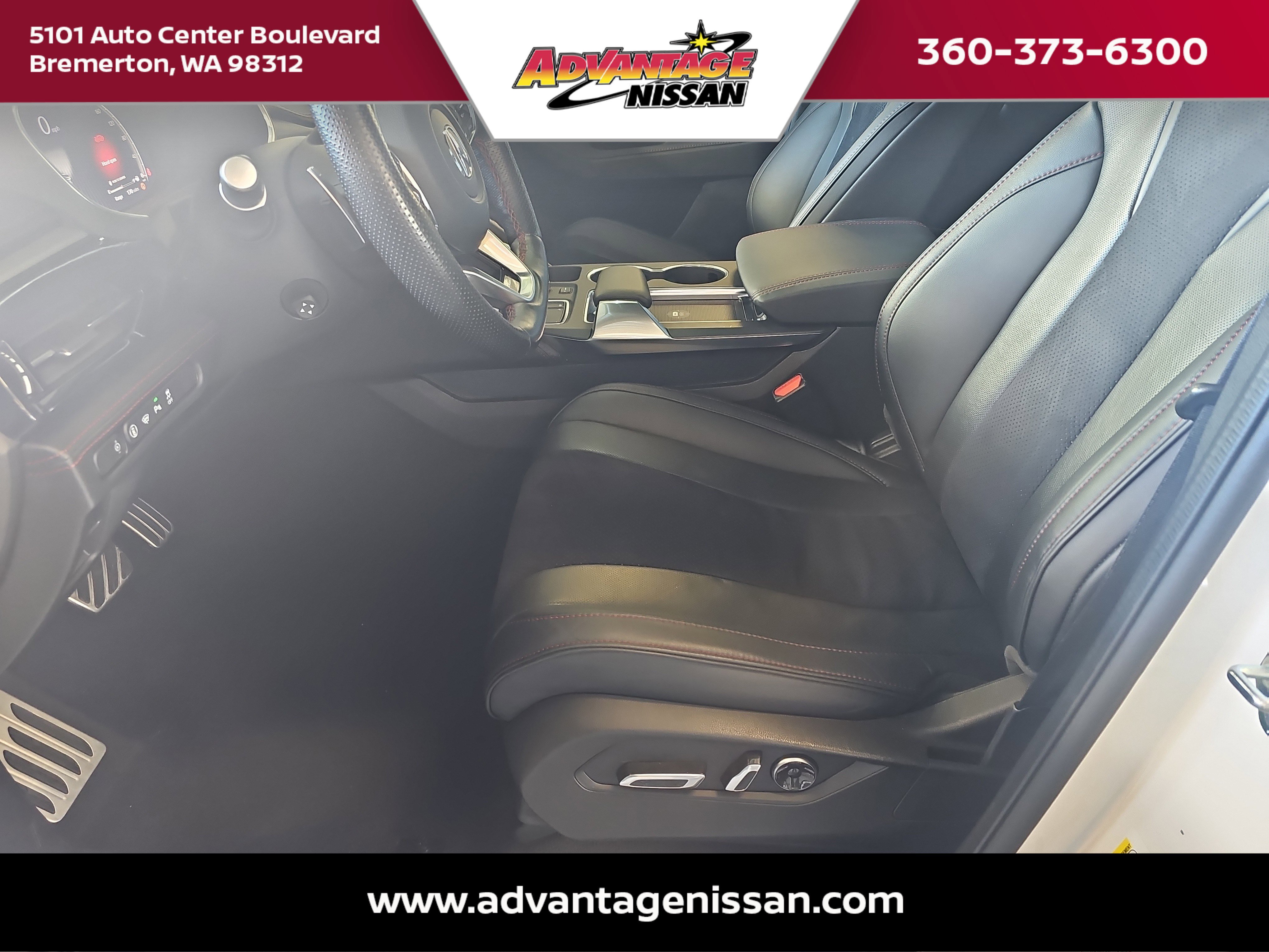 2022 Acura MDX A-Spec photo 3