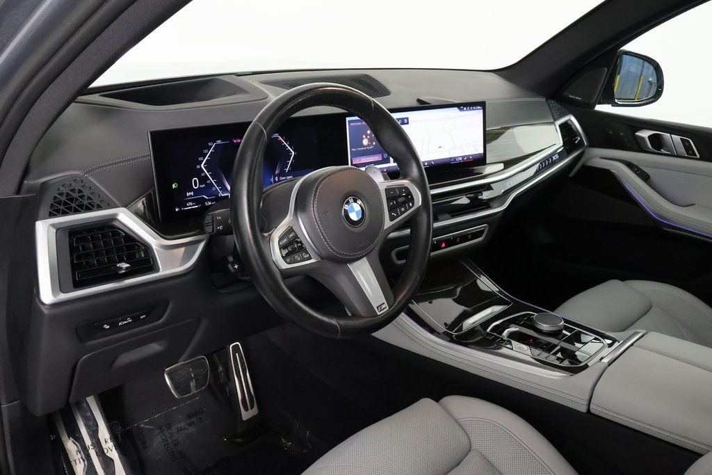 Certified Used 2024 Skyscraper Grey Metallic BMW xDrive40i image 7