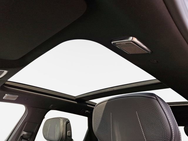 2026 Cadillac LYRIQ V Premium - Photo 15