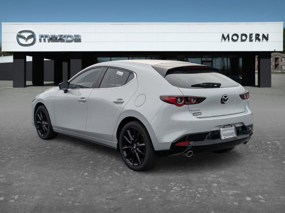 2026 Mazda Mazda3 Premium - Photo 7