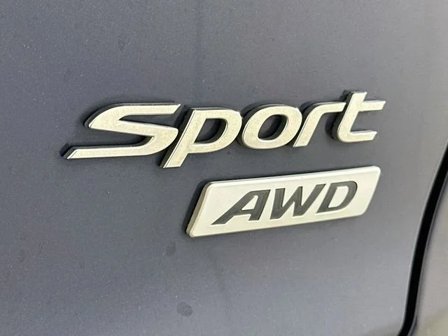 Pre-Owned 2017 Hyundai Santa Fe Sport 2.4 Base