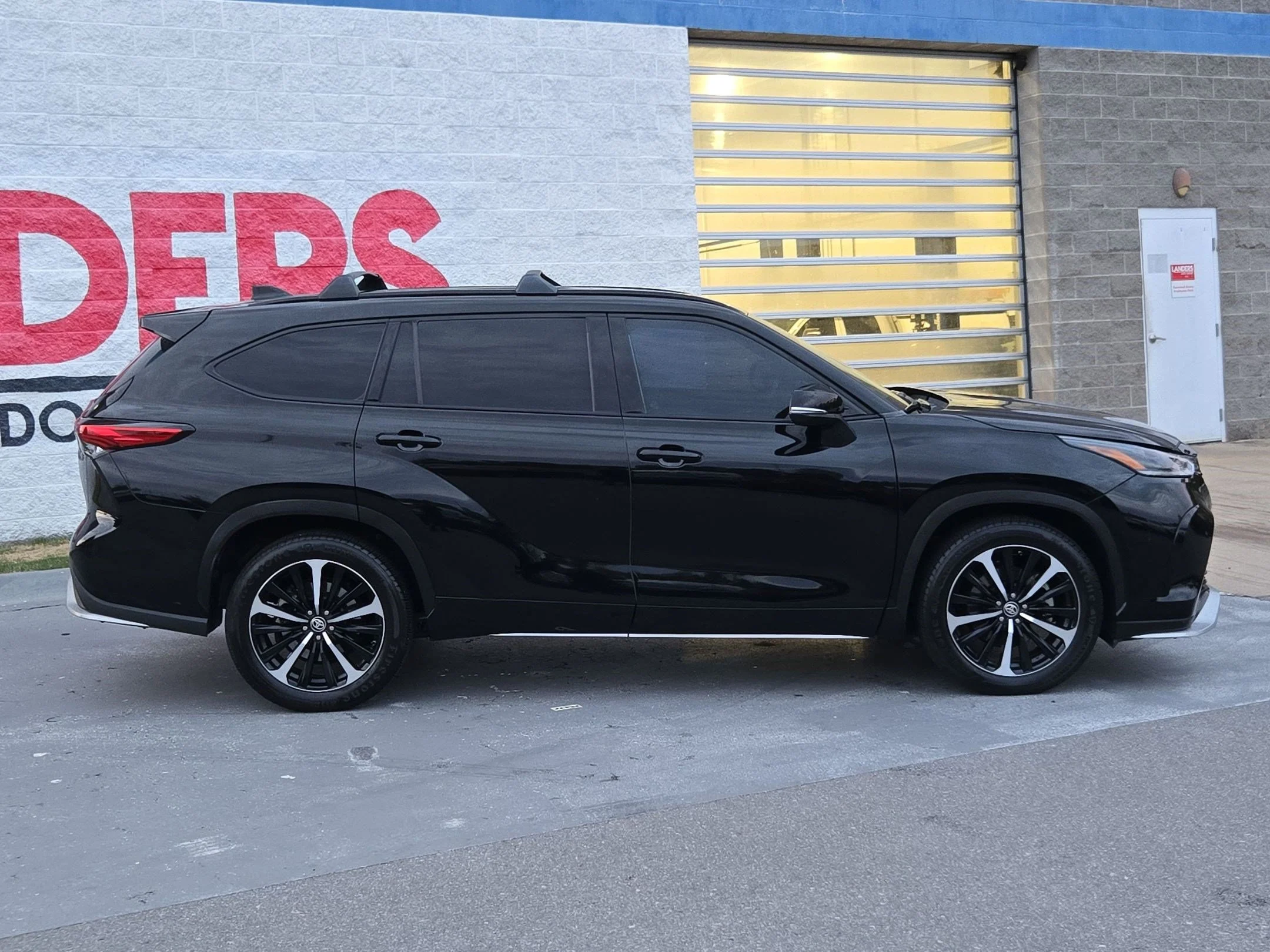 Used 2021 Midnight Black Metallic Toyota XSE image 8