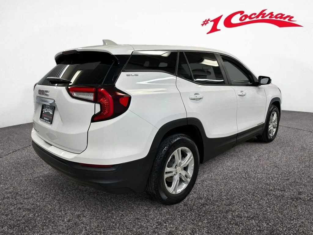 2023 GMC Terrain SLE - Photo 25