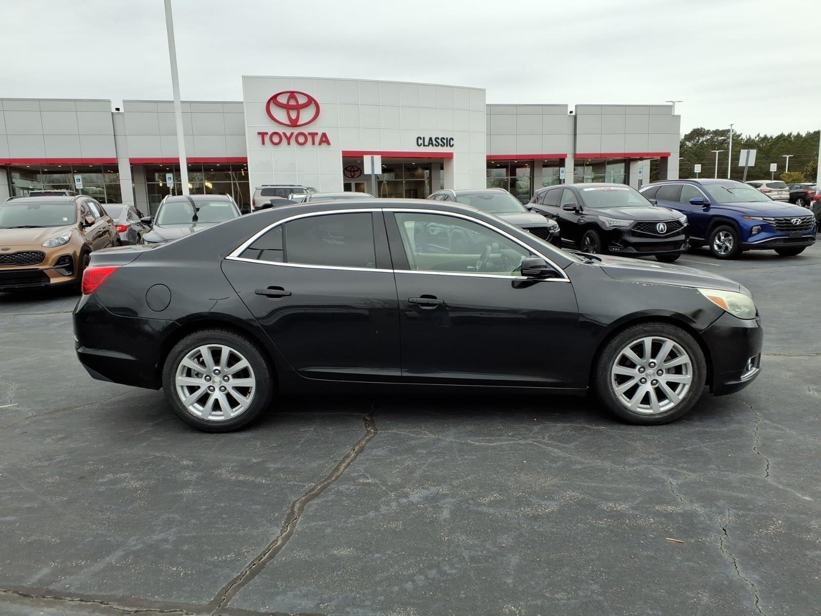 Used 2015 Black Granite Metallic Chevrolet LT image 10