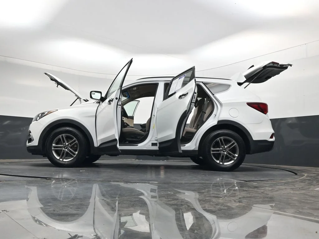 Used 2017 Frost White Hyundai 2.4 Base image 43