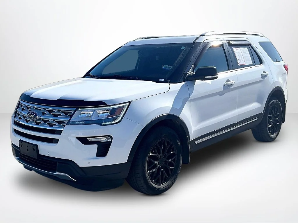 Used 2019 White Ford XLT image 2