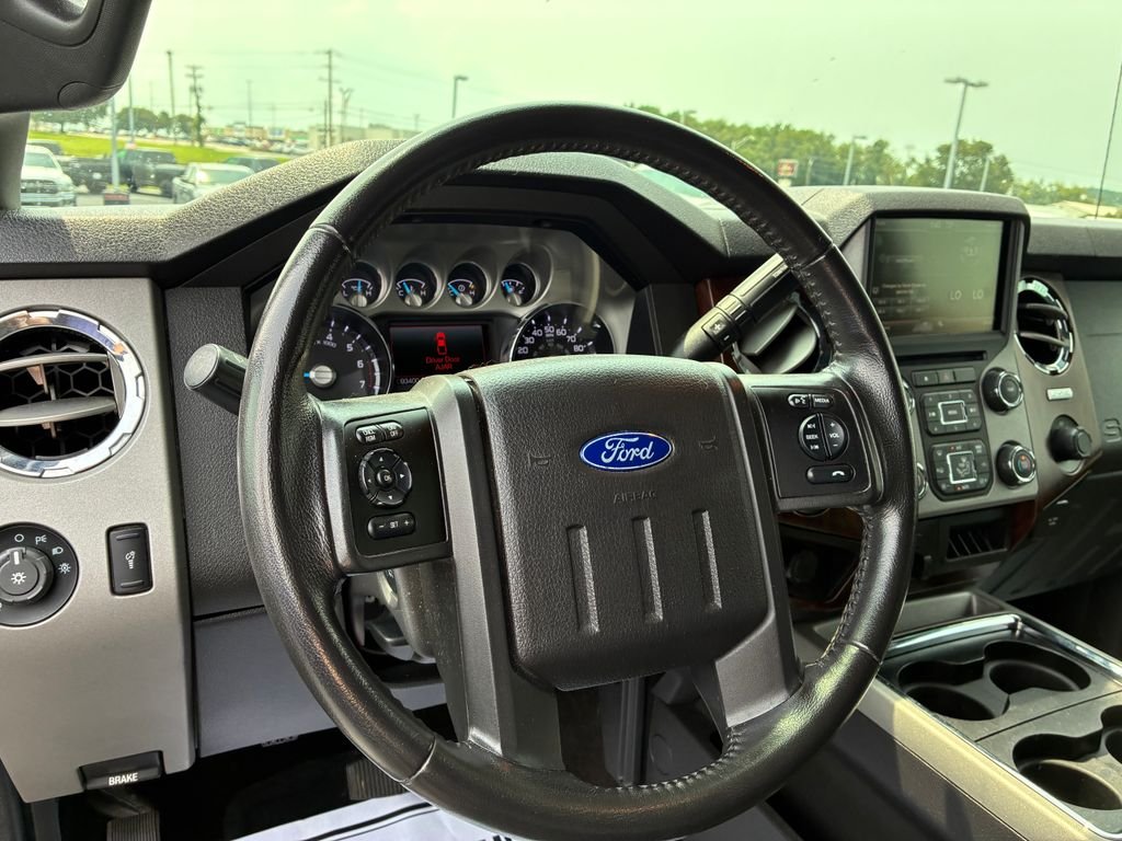 Used 2015 Gray Ford Lariat image 11
