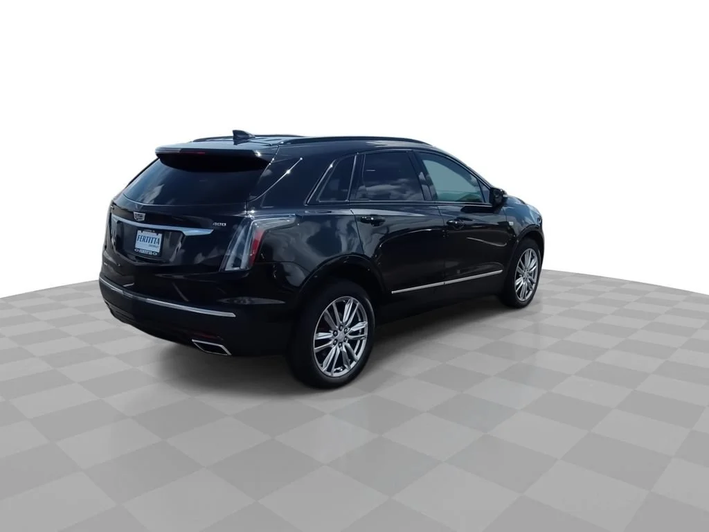 Used 2022 Stellar Black Metallic Cadillac Sport image 8