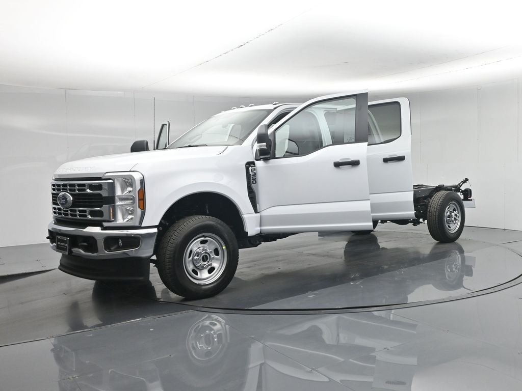 New 2026 Oxford White Ford XL image 26