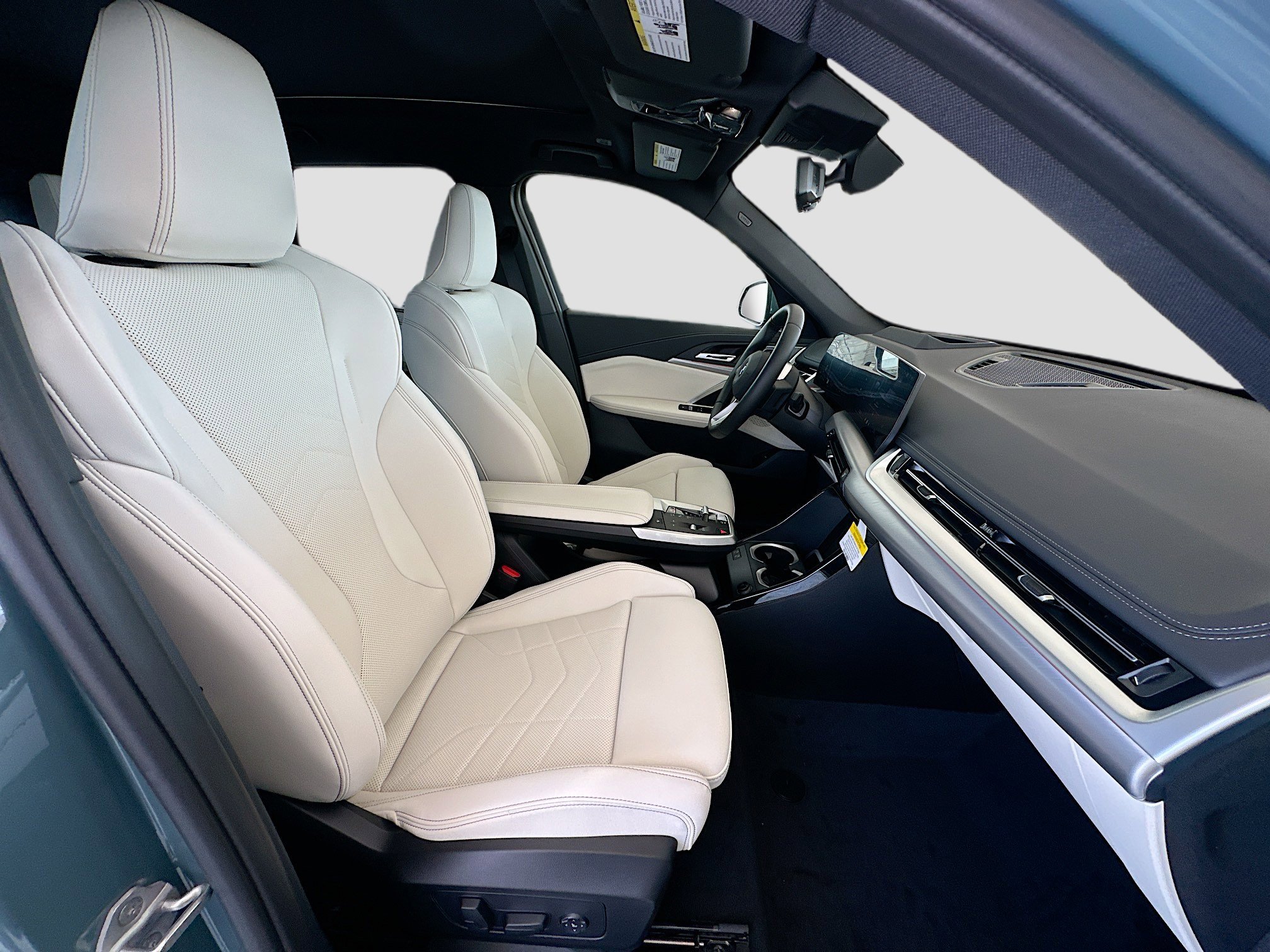 New 2026 Cape York Green Metallic BMW xDrive28i image 22