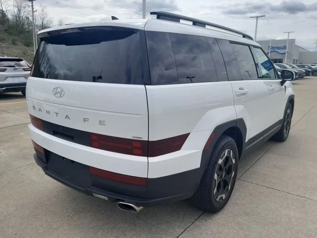 Used 2026 White Hyundai SEL image 8