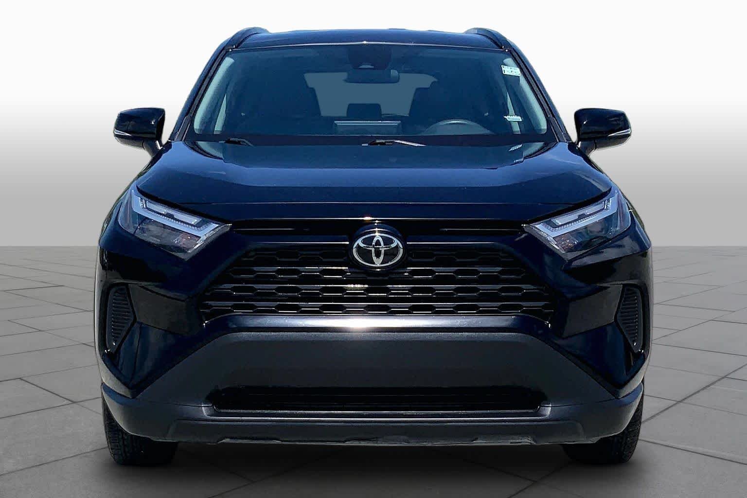 Used 2024 Midnight Black Metallic Toyota XLE image 4