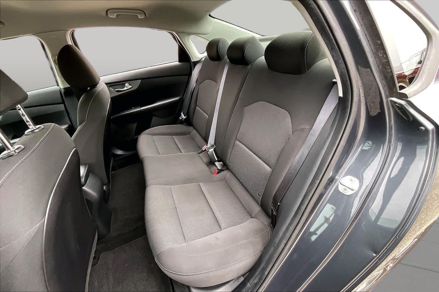 Used 2021 Gray Kia LXS image 37