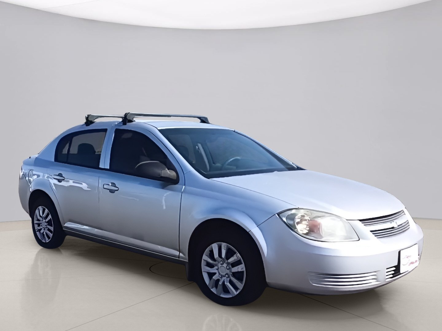 Used 2010 Gray Chevrolet  image 7