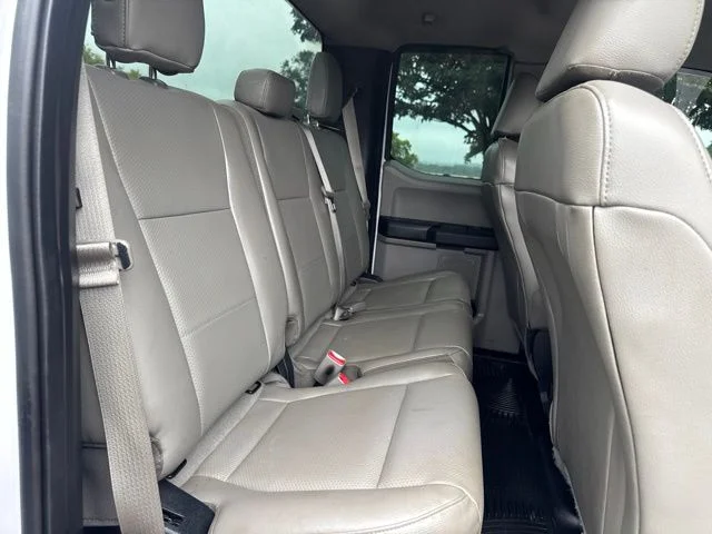 Used 2015 White Ford XL image 11