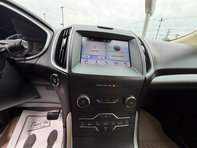 Used 2019 Red Ford SEL image 18