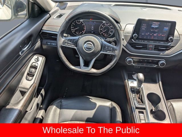Used 2022 White Nissan 2.5 SR image 15