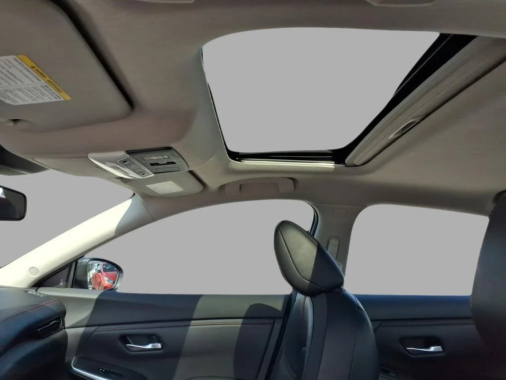 2021 Nissan Sentra SR - Photo 15