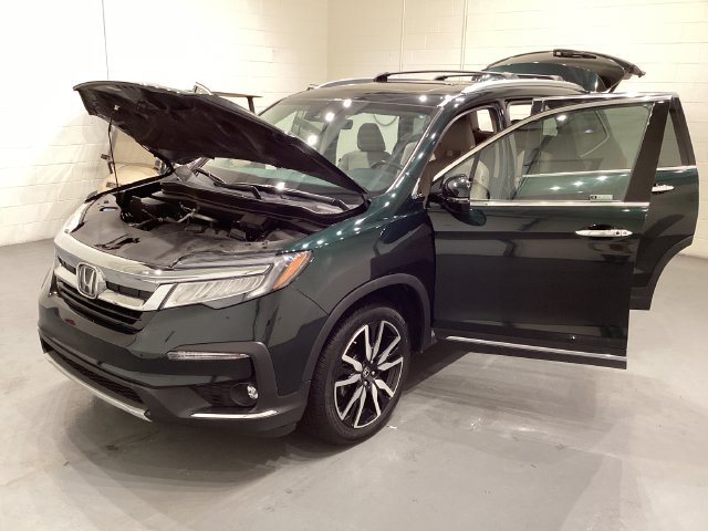 Used 2021  Honda Touring image 9