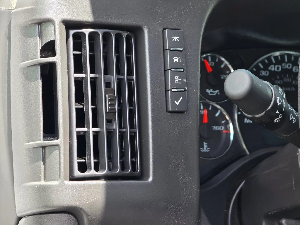 New 2026 White Chevrolet Work Van image 32