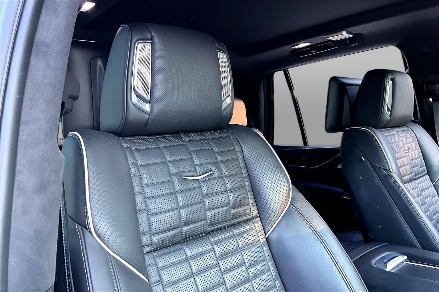 Used 2024 Black Raven Cadillac 4WD Sport Platinum image 9