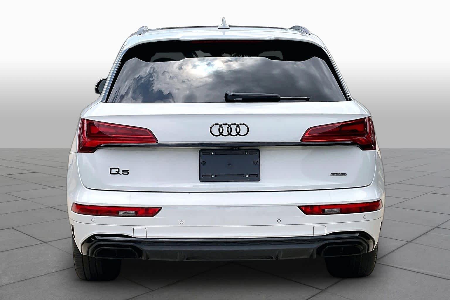 Used 2022 Glacier White Metallic Audi S line Prestige image 5