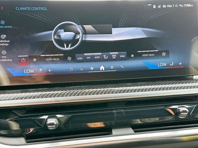 New 2026 White BMW M60i image 11
