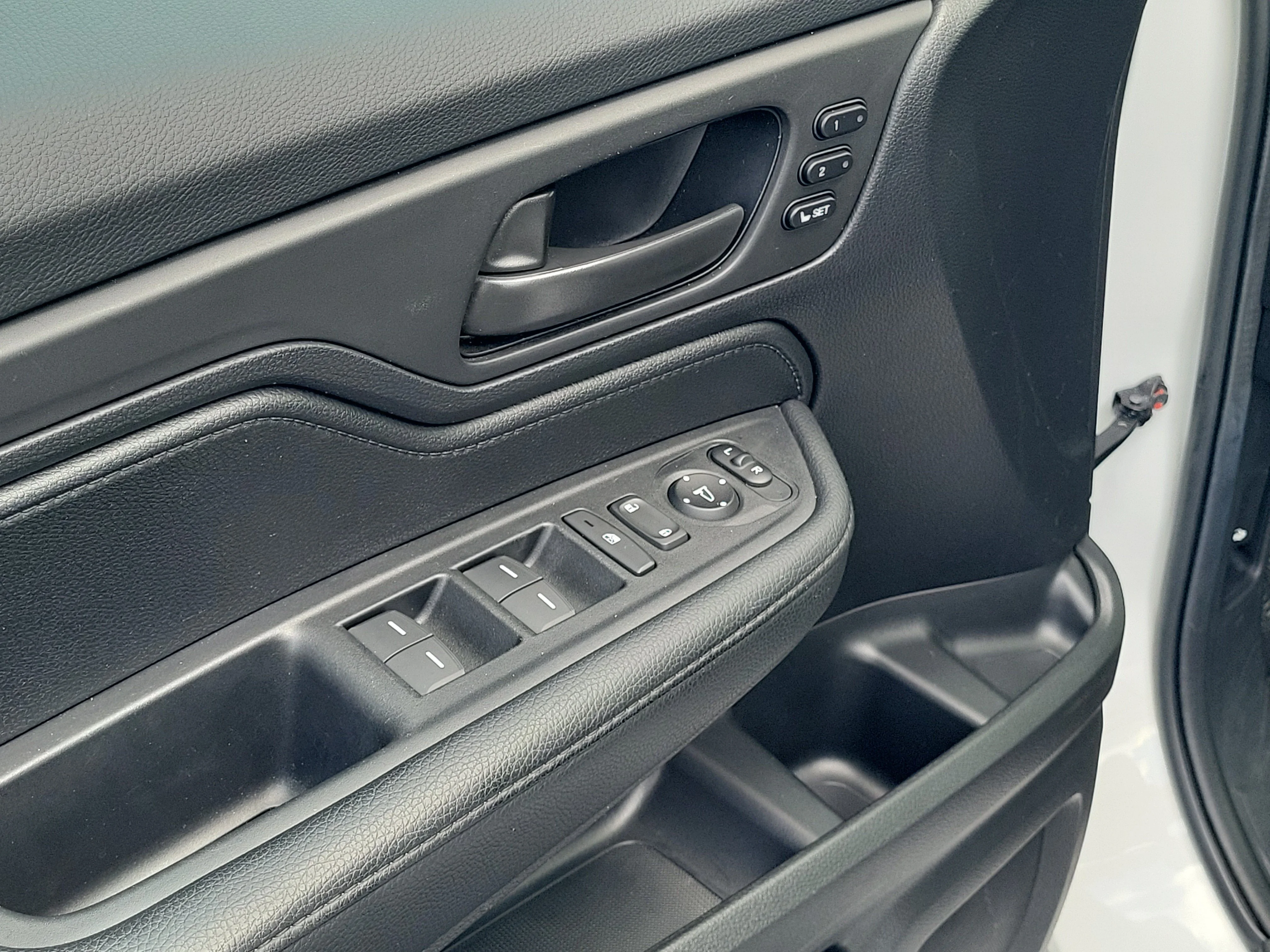 2025 Honda Odyssey EX-L - Photo 56