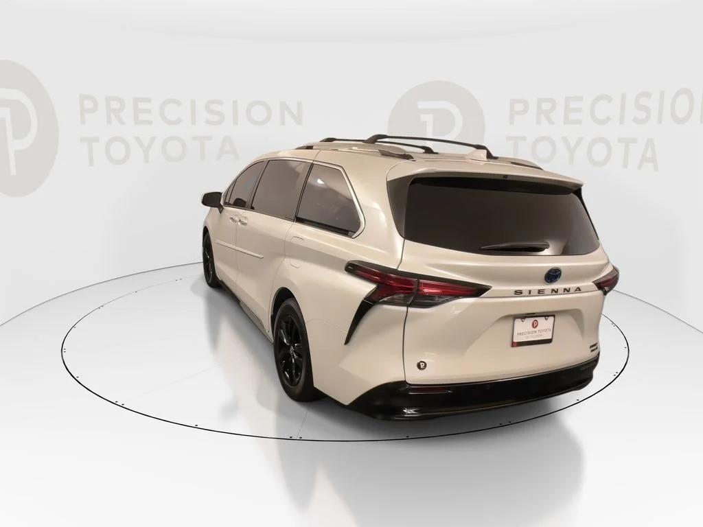 Used 2023 Wind Chill Pearl Toyota Limited image 15