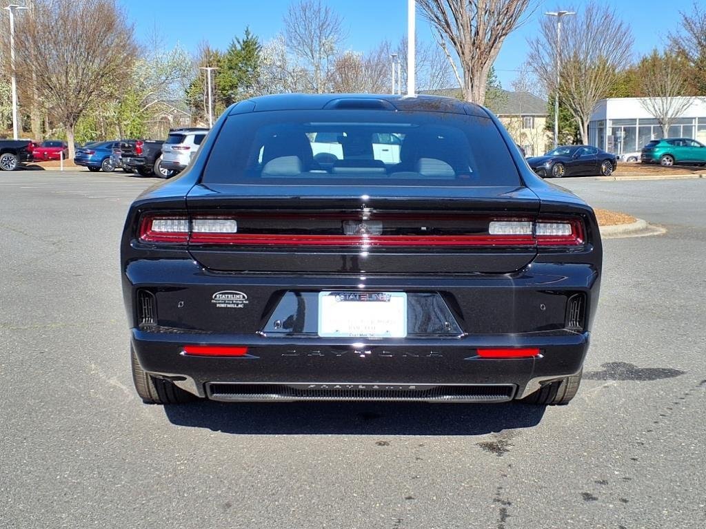 New 2025 Diamond Black Crystal Pearlcoat Dodge R/T image 18