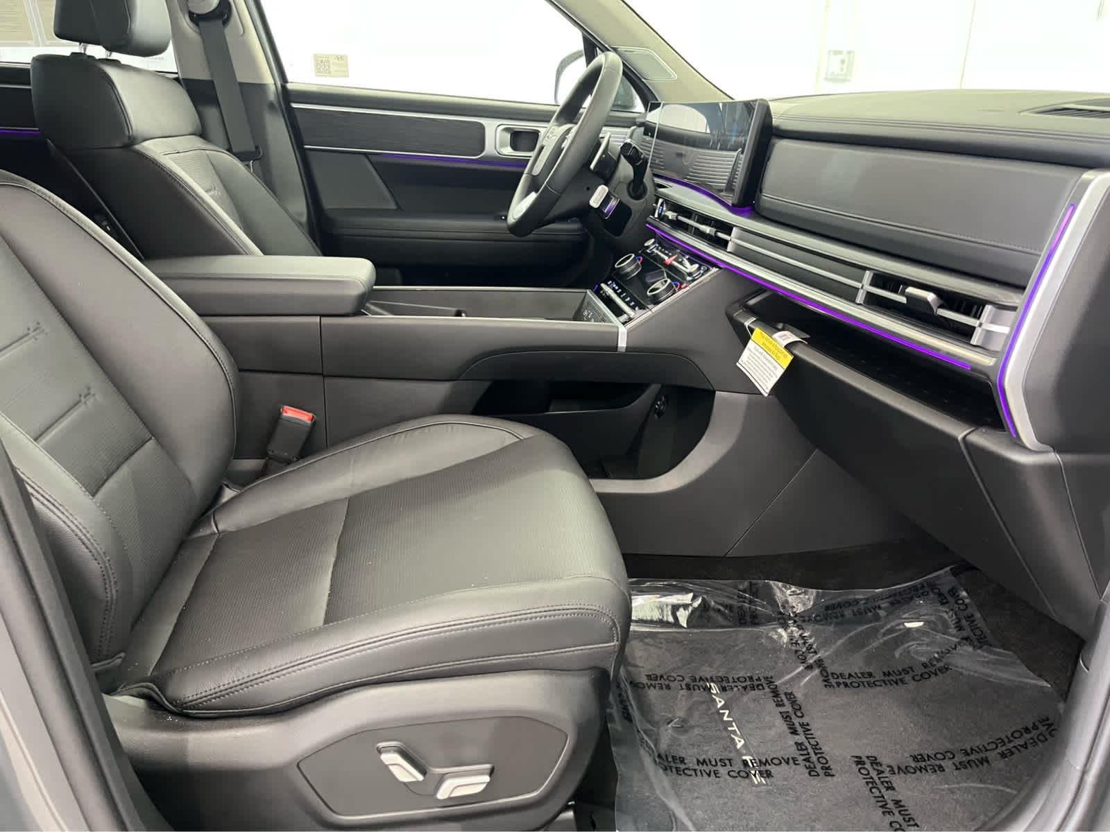 2025 Hyundai Santa Fe Limited - Photo 26