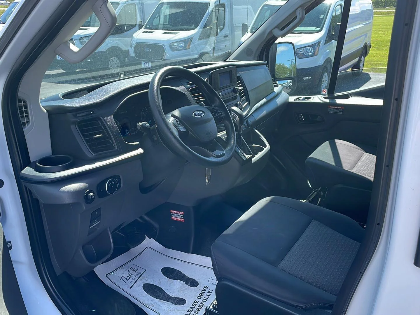 Used 2024 Oxford White Ford 250 image 9