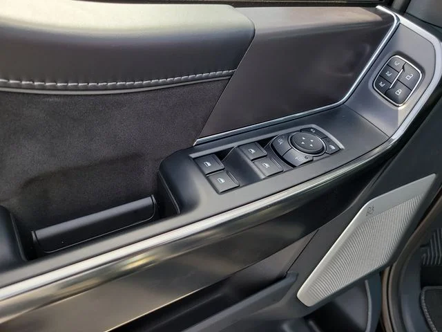 New 2026 Black Metallic Ford Platinum image 17