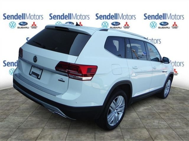 Used 2019 White Volkswagen 3.6L V6 SE image 11
