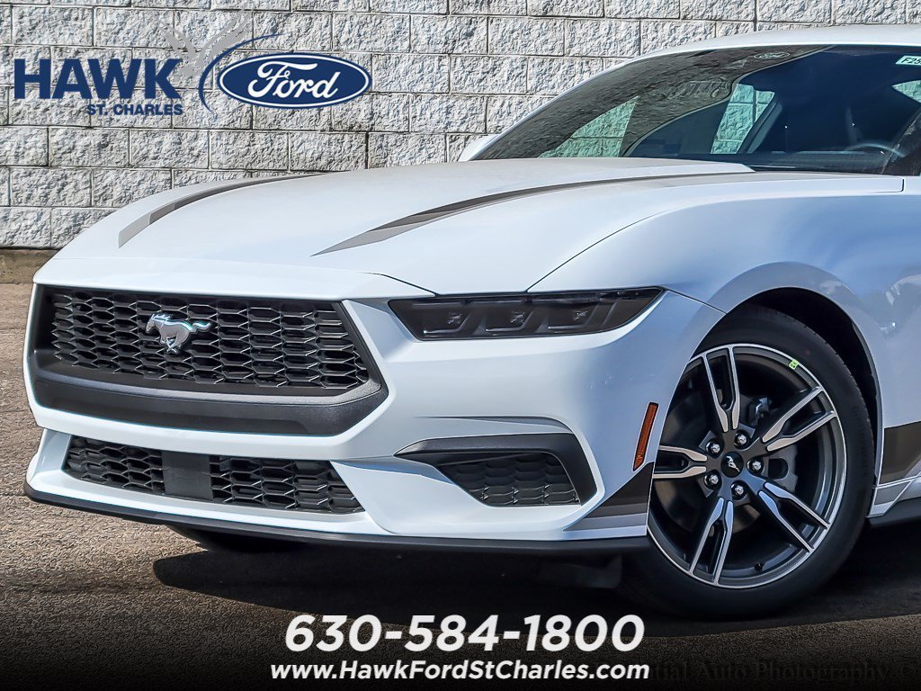New 2025 Oxford White Ford EcoBoost® Premium Fastback image 2