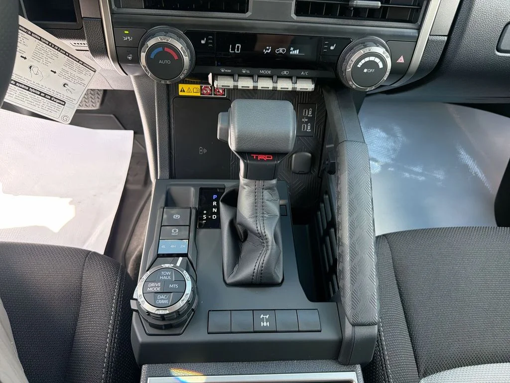 2026 Toyota 4Runner TRD Off-Road - Photo 26