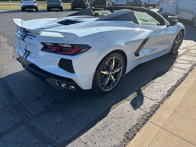 2021 Chevrolet Corvette 2LT - Photo 9