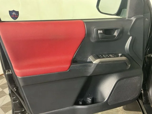 Used 2017 Black Toyota SR5 image 11