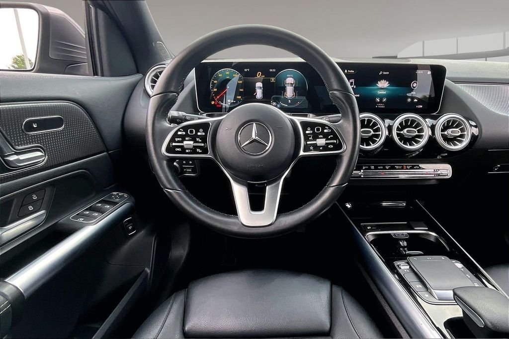 Used 2021 Gray Mercedes-Benz GLA 250 image 5