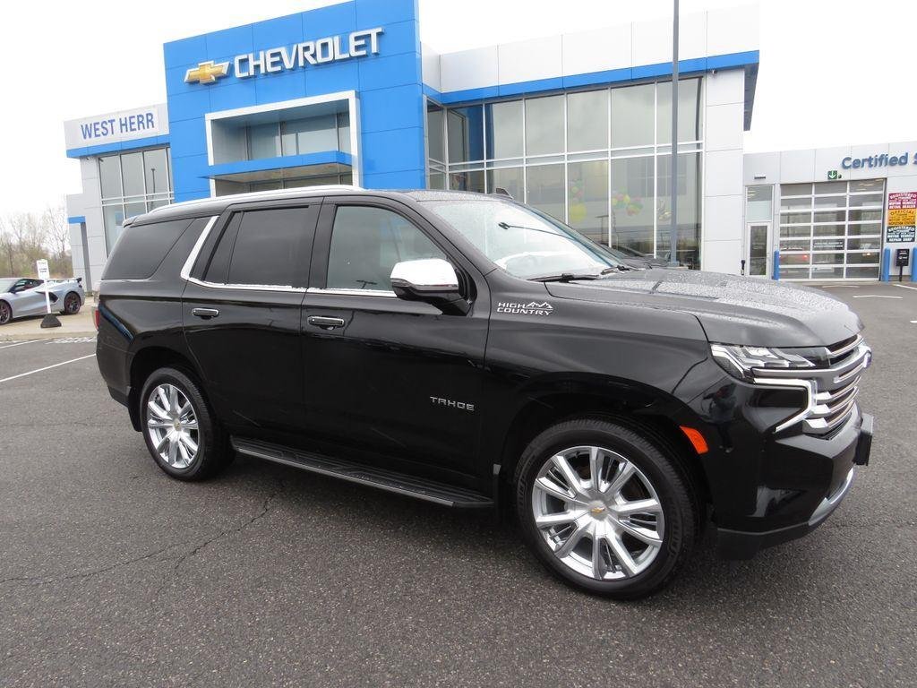 Used 2021 Black Chevrolet High Country image 5