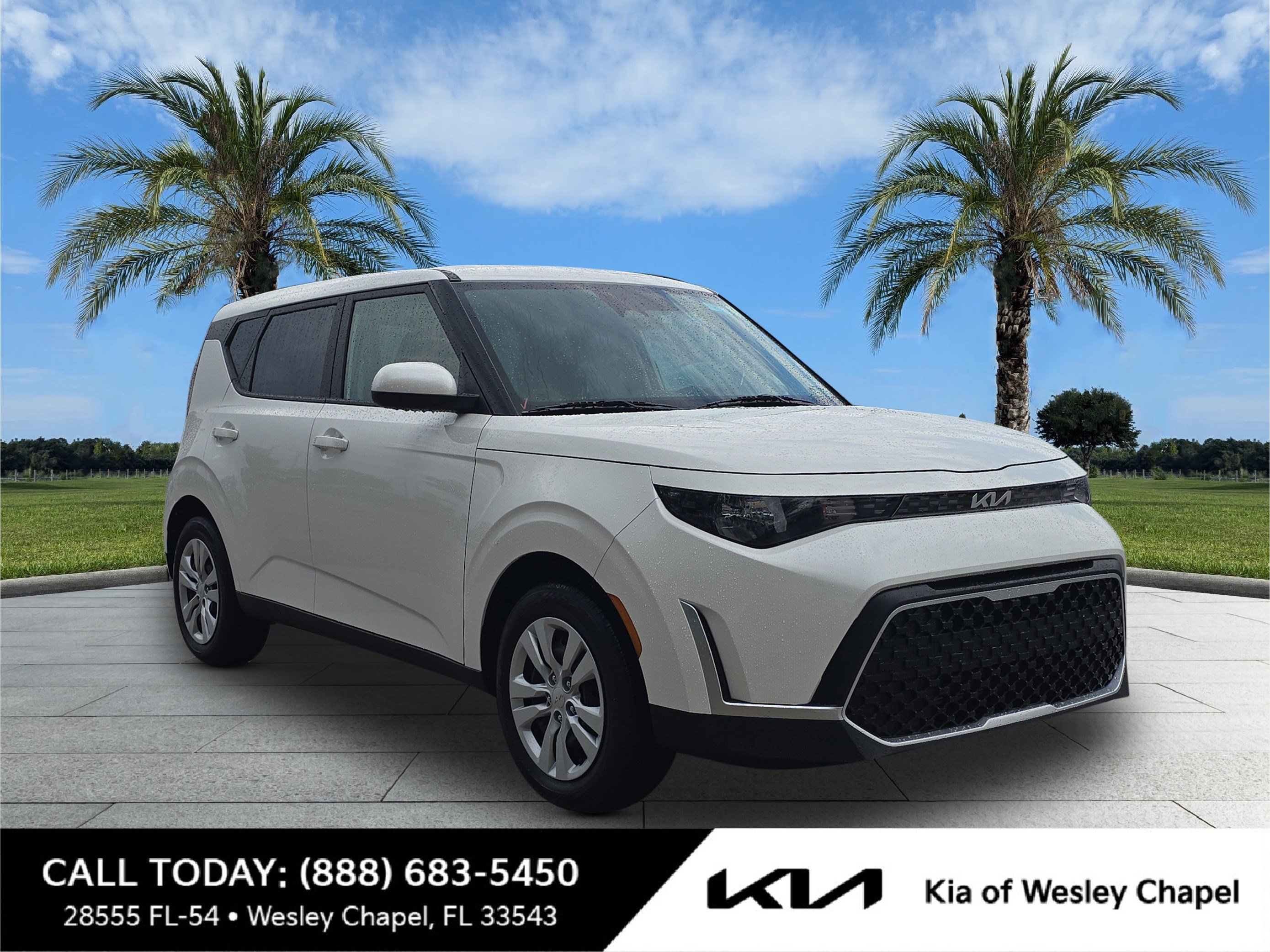 Certified Used 2025 Snow White Pearl Kia LX image 1