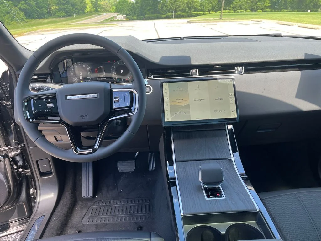New 2026 Carpathian Grey Land Rover S image 12