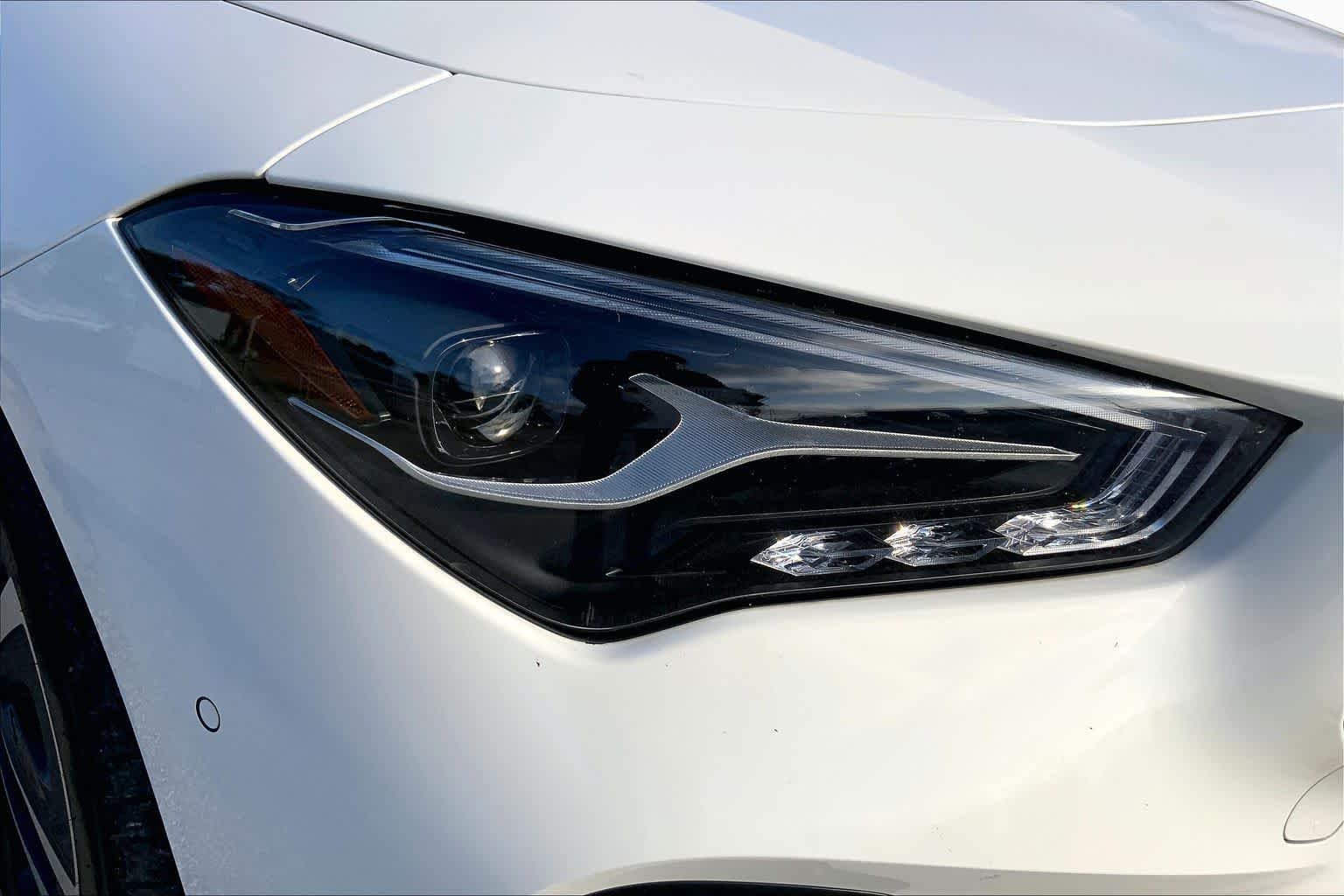 Used 2024 Polar White Mercedes-Benz CLA 250 image 27